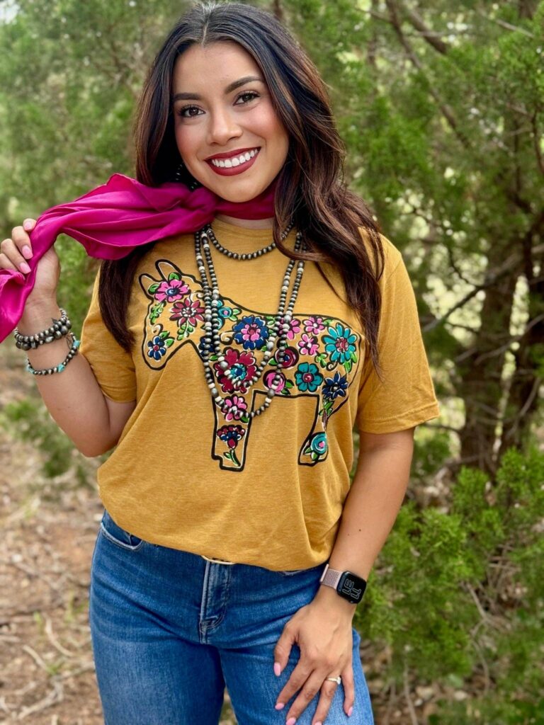 Barbaras Floral Donkey Tee